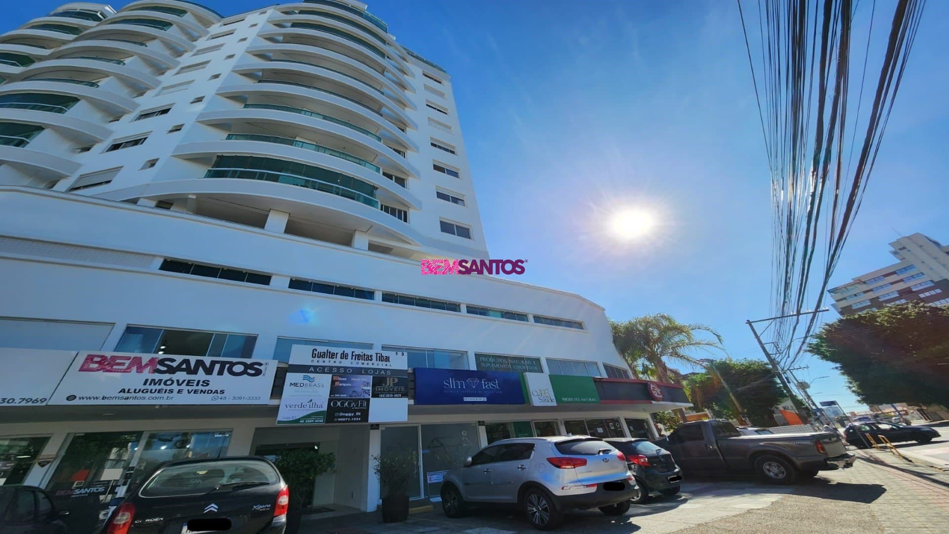 Loja em Excelente Ponto Comercial no Bairro Coqueiros - Florianopolis/SC